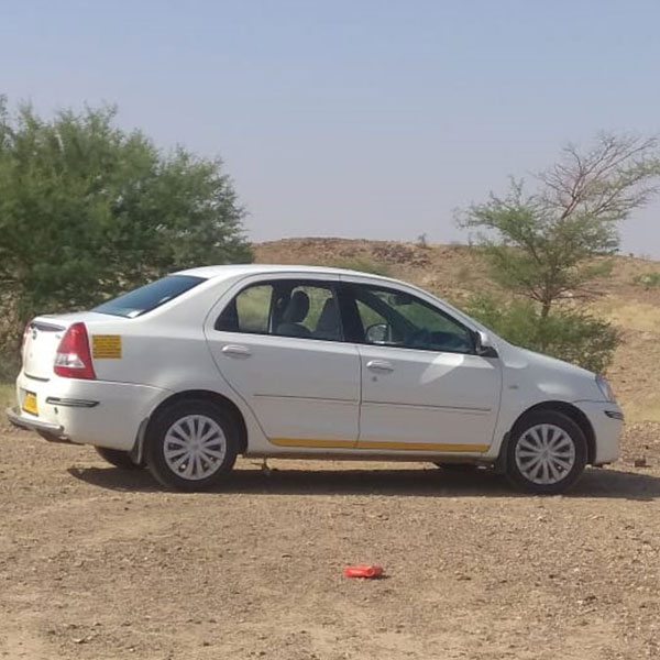 Voiture Toyota Etios à Jodhpur au Rajasthan