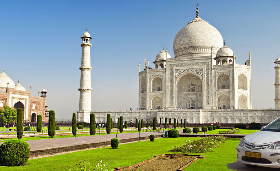 Location de voiture pour visiter le Taj Mahal